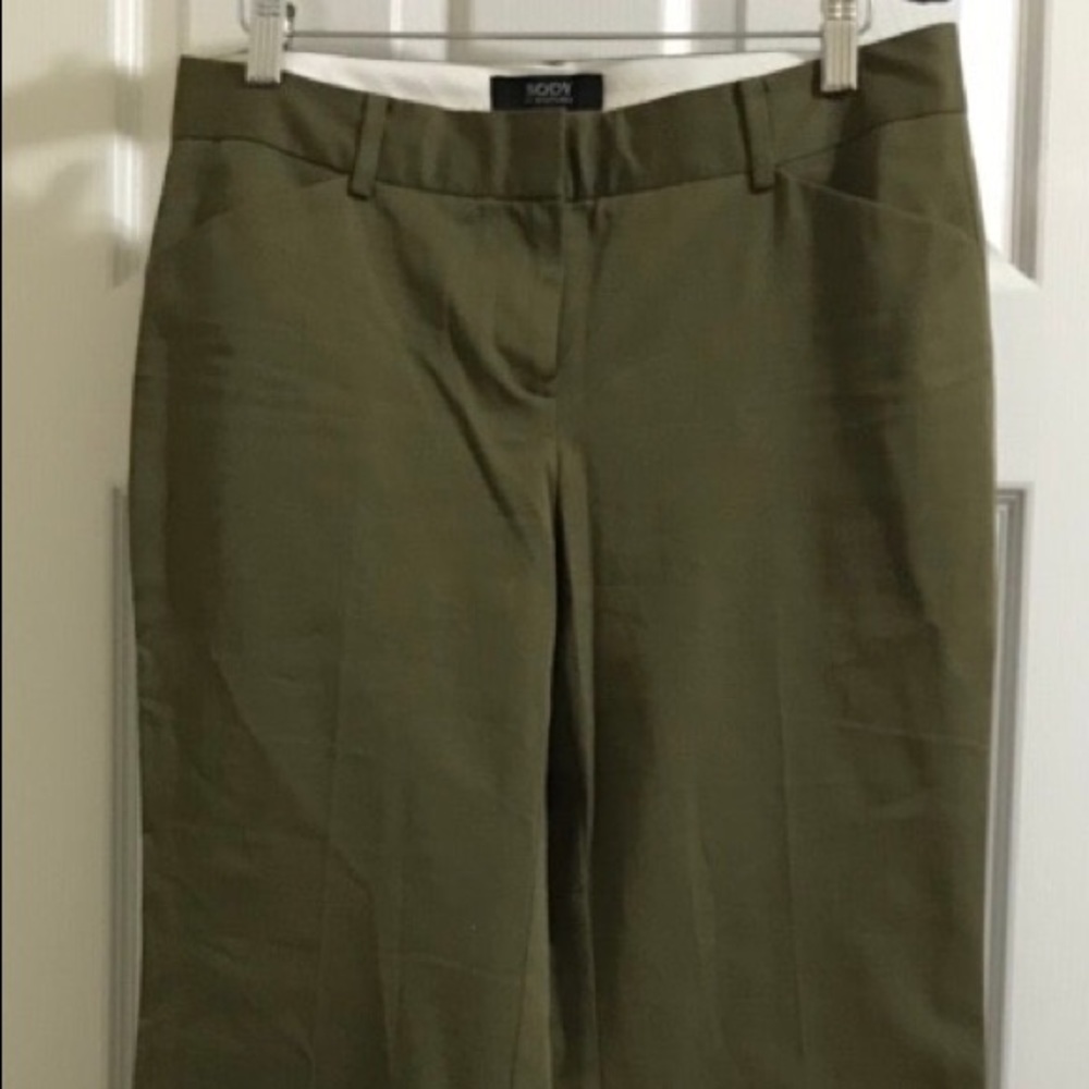 Body by Victoria Suit Pants